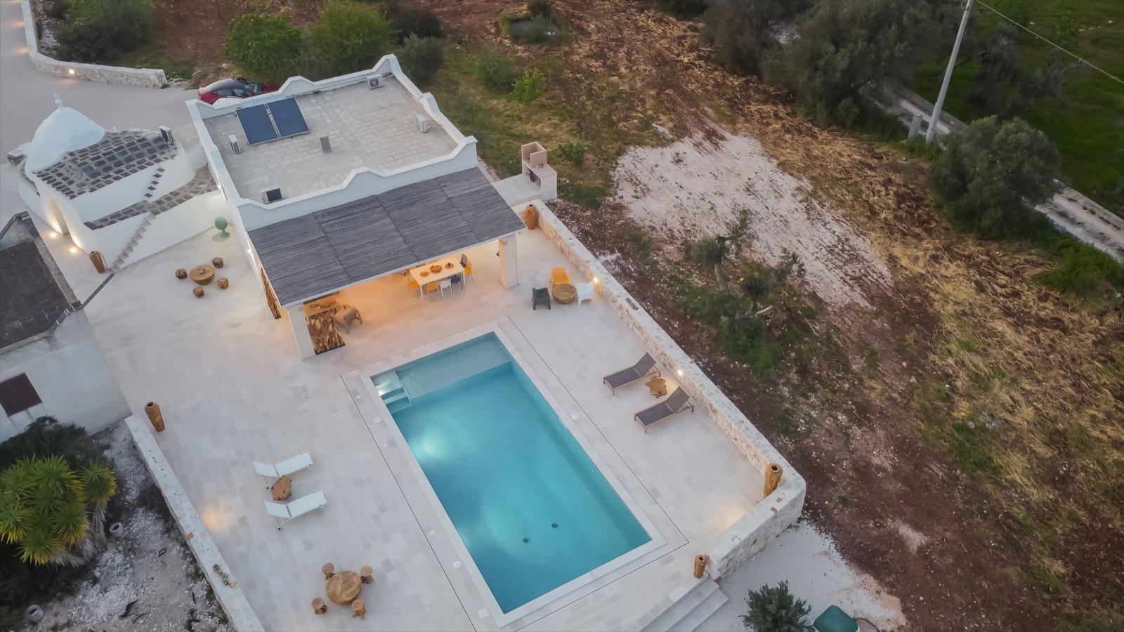 Vue aérienne de la piscine